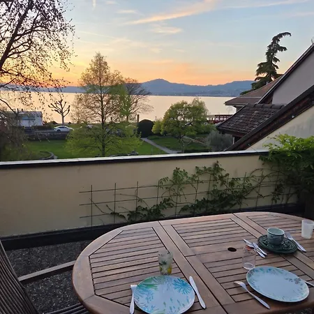 Authentique De Charme Avec Terrasse Villeneuve